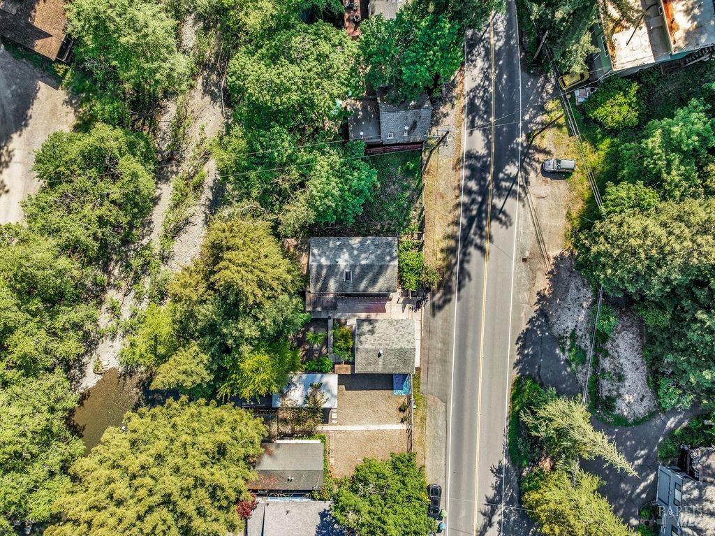 Cazadero, California 95421, United States, 2 Bedrooms Bedrooms, ,2 BathroomsBathrooms,Residential,Active,124981