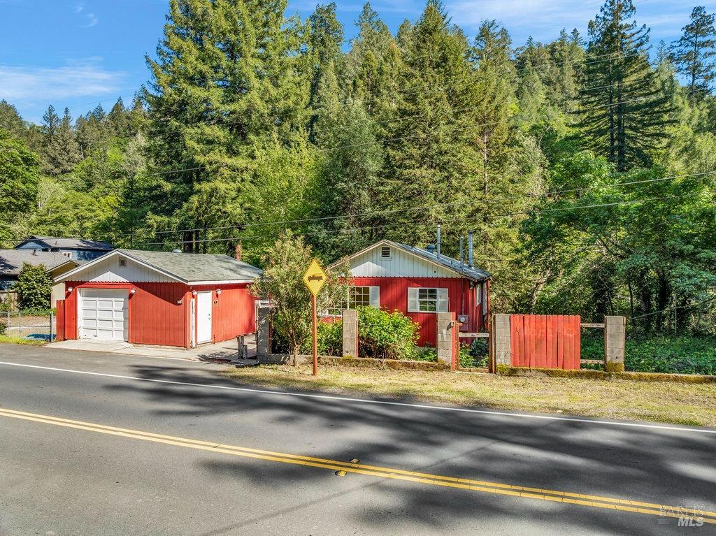 Cazadero, California 95421, United States, 2 Bedrooms Bedrooms, ,2 BathroomsBathrooms,Residential,Active,124981
