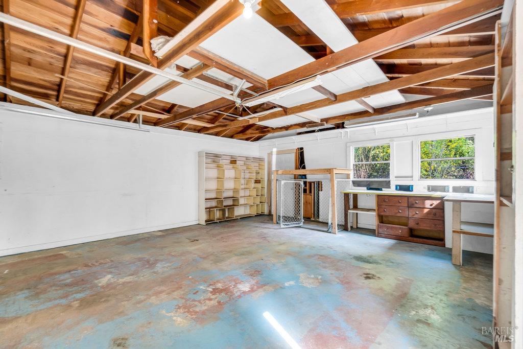 Cazadero, California 95421, United States, 2 Bedrooms Bedrooms, ,2 BathroomsBathrooms,Residential,Active,124981