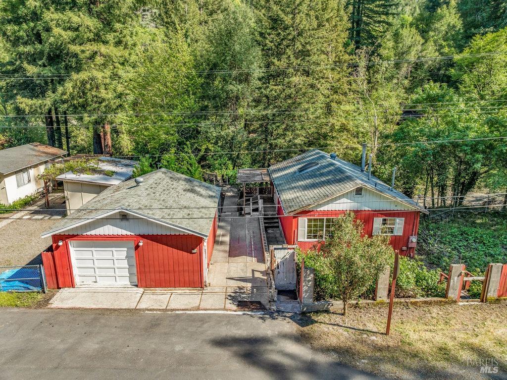 Cazadero, California 95421, United States, 2 Bedrooms Bedrooms, ,2 BathroomsBathrooms,Residential,Active,124981