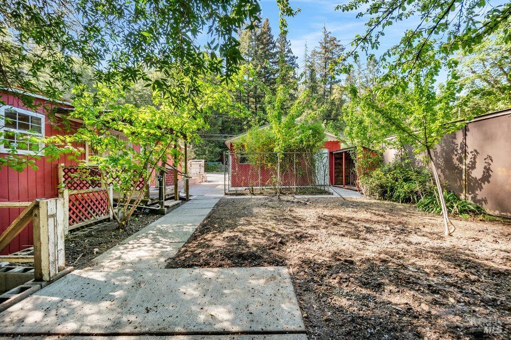 Cazadero, California 95421, United States, 2 Bedrooms Bedrooms, ,2 BathroomsBathrooms,Residential,Active,124981