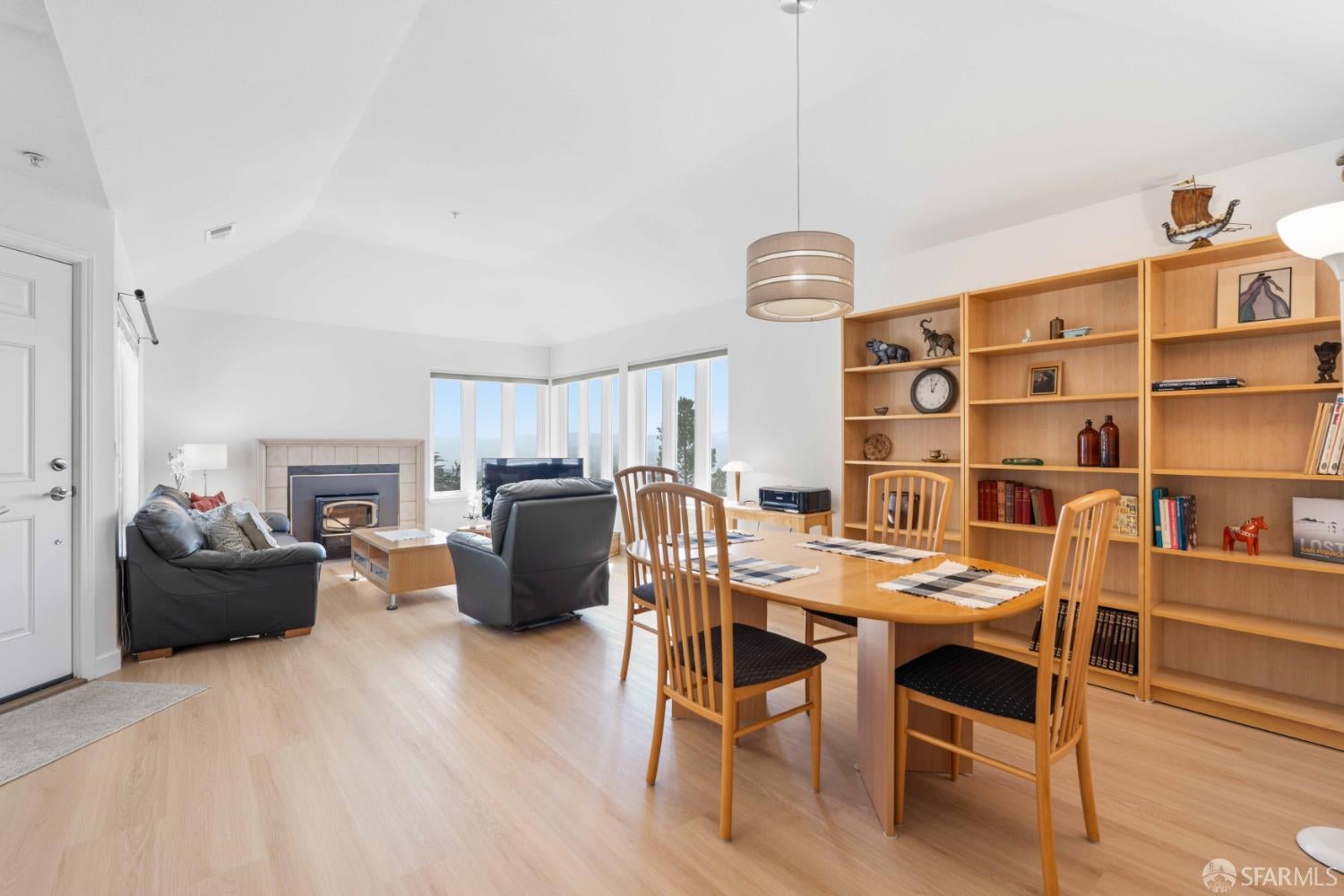 481 Pointe Pacific Drive 1