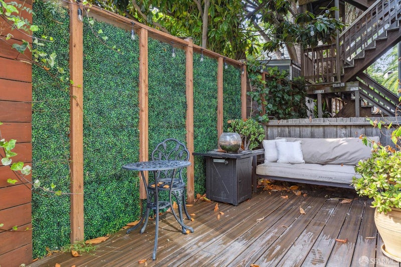 380 Dolores Street 9