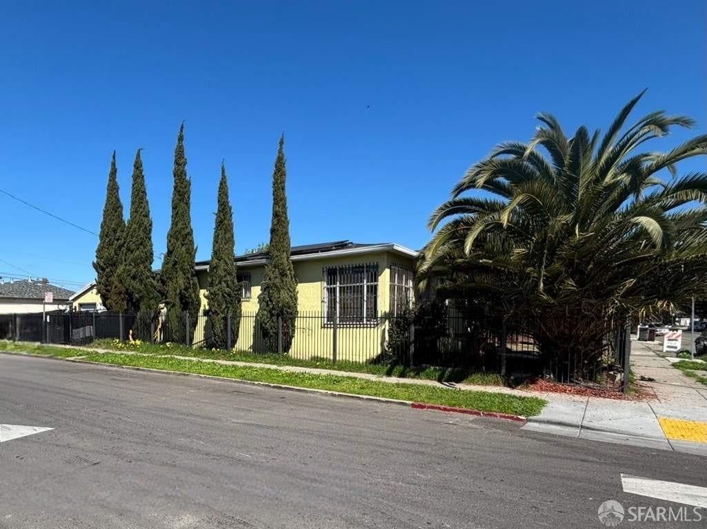 1201 62nd Avenue