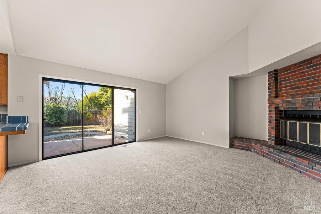 Vallejo, California 94591, United States, 3 Bedrooms Bedrooms, ,2 BathroomsBathrooms,Residential,Active,12211