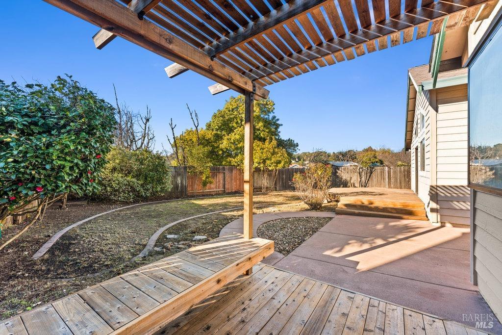 Vallejo, California 94591, United States, 3 Bedrooms Bedrooms, ,2 BathroomsBathrooms,Residential,Active,12211