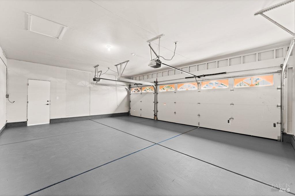 Vallejo, California 94591, United States, 3 Bedrooms Bedrooms, ,2 BathroomsBathrooms,Residential,Active,12211