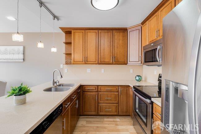 1137 Leeward Lane