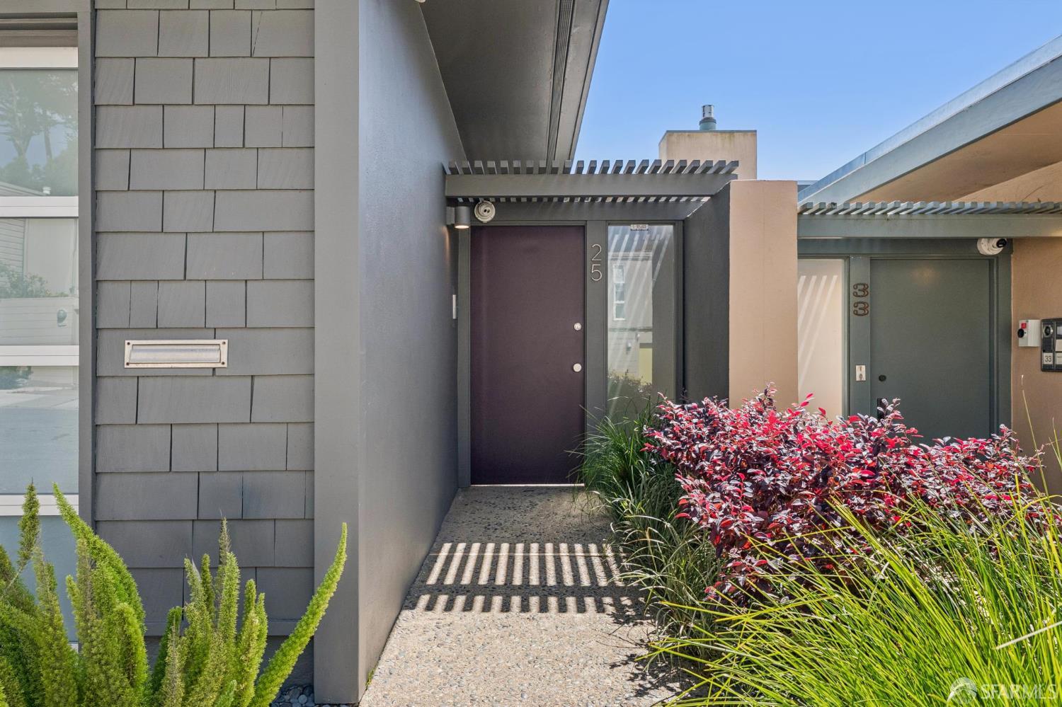 25 Amethyst Way