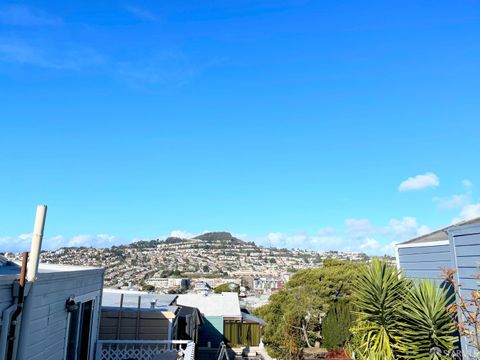 2 Brighton Avenue, San Francisco, CA 94112 - #: 425091327