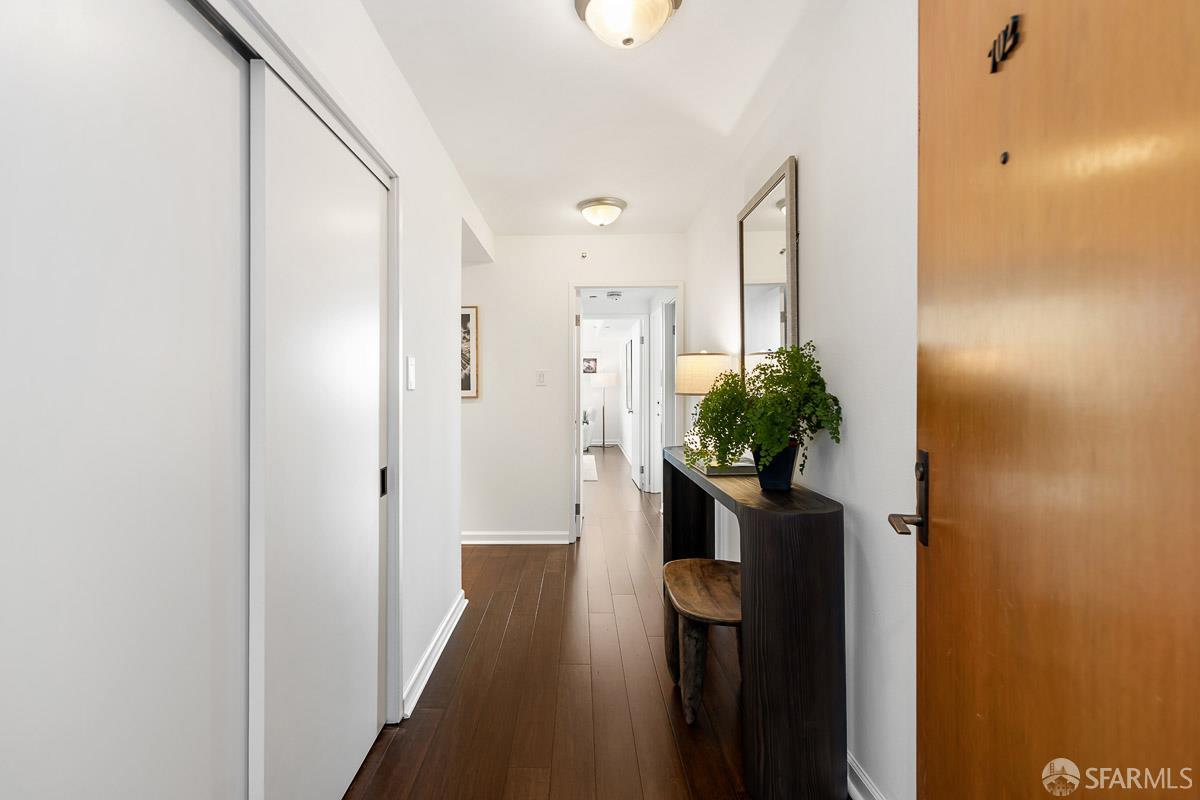 101 Lombard Street 702W