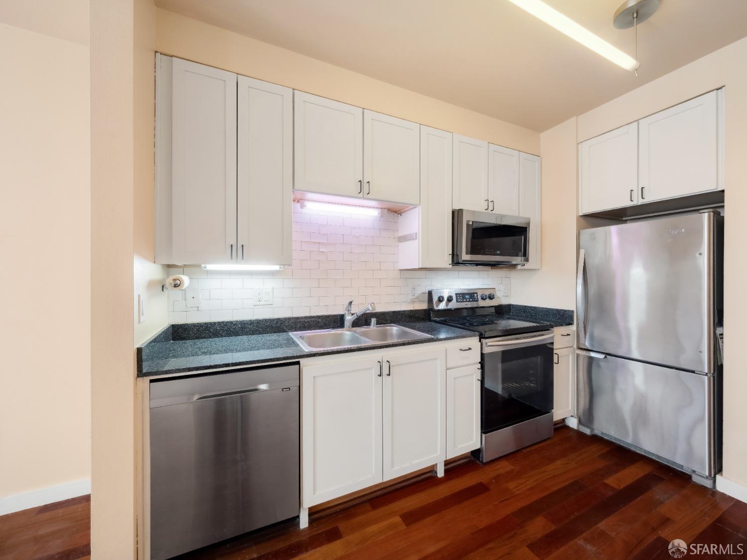 888 7th Street 231