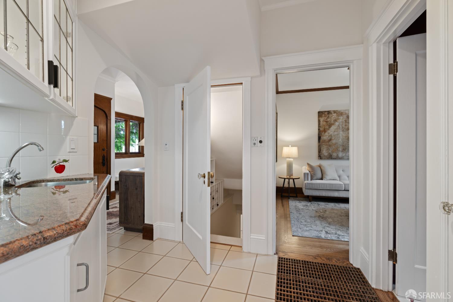 San Francisco, California 94127, United States, 4 Bedrooms Bedrooms, ,5 BathroomsBathrooms,Residential,Active,139629