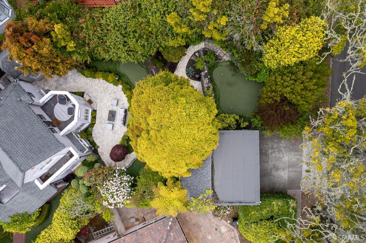 San Francisco, California 94127, United States, 4 Bedrooms Bedrooms, ,5 BathroomsBathrooms,Residential,Active,139629