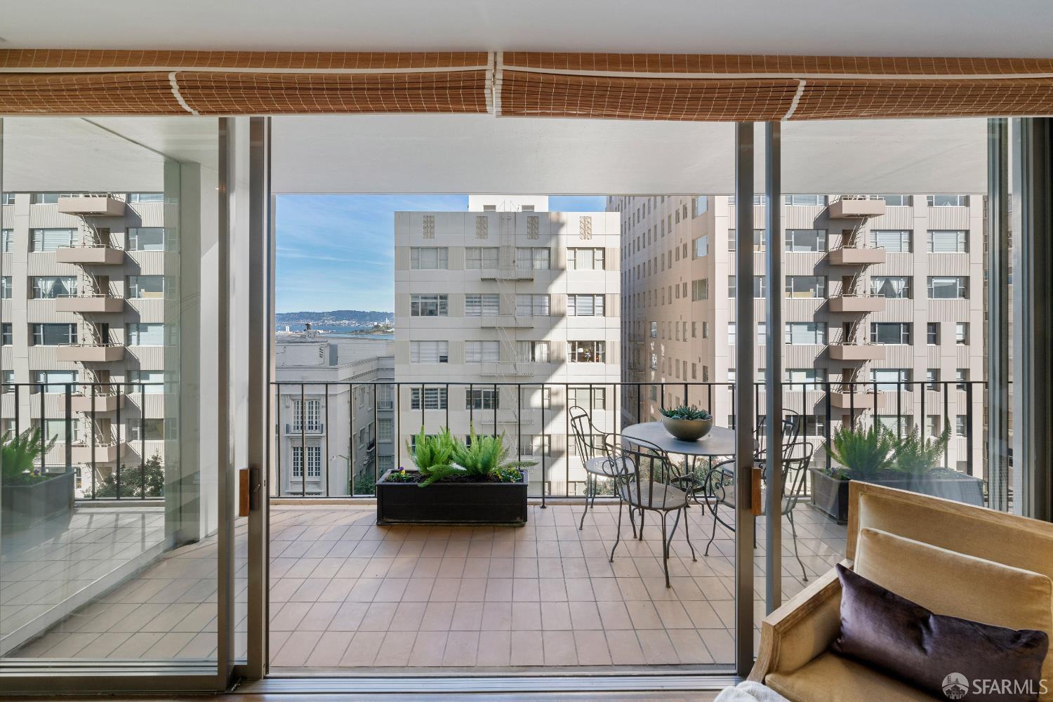 1333 Jones Street 502