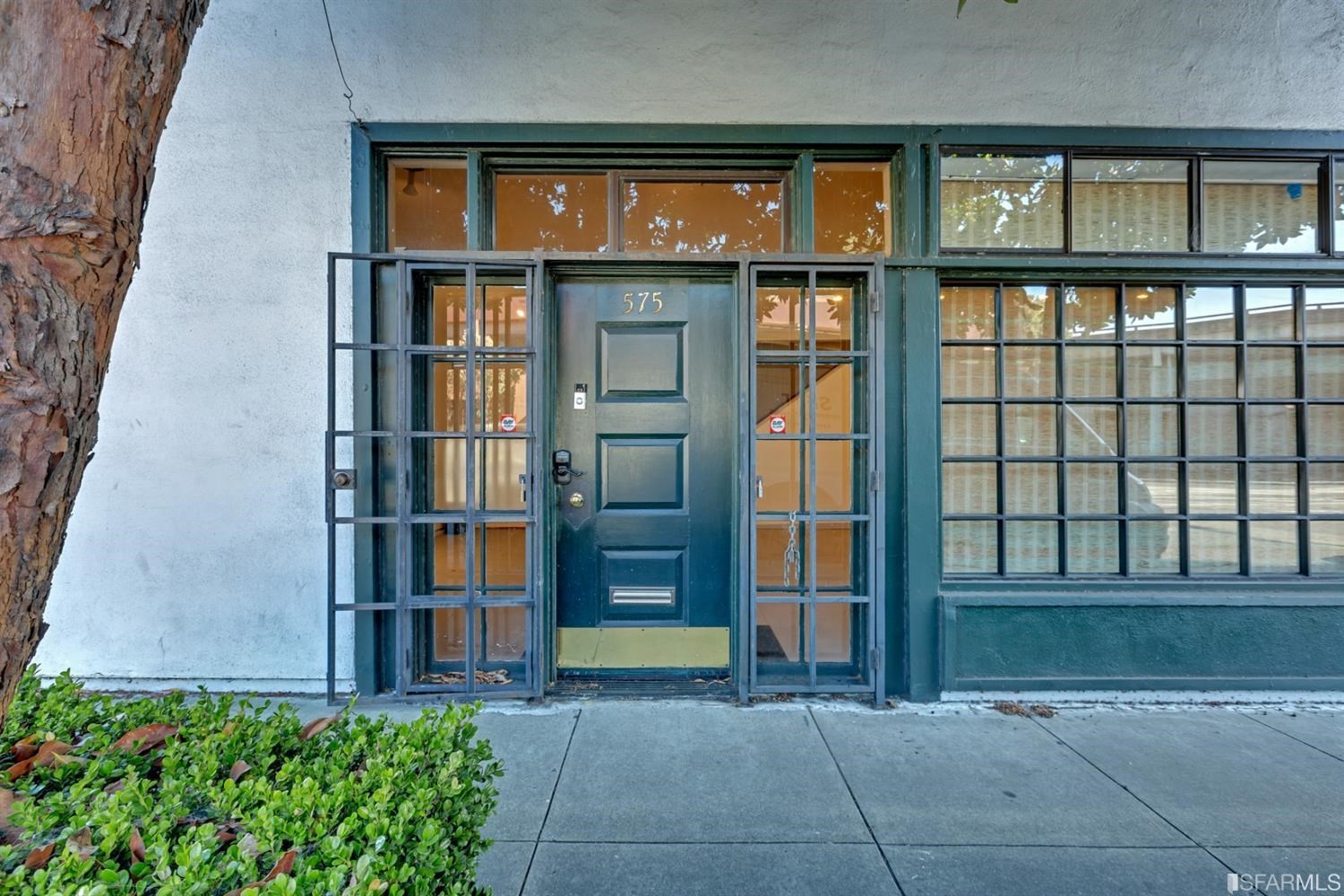 575 10th Street
