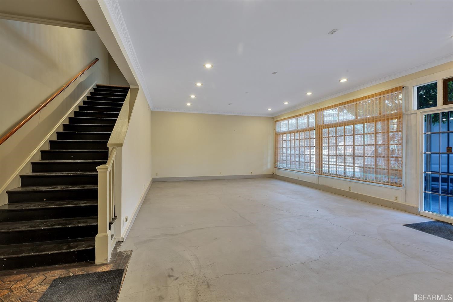 575 10th Street