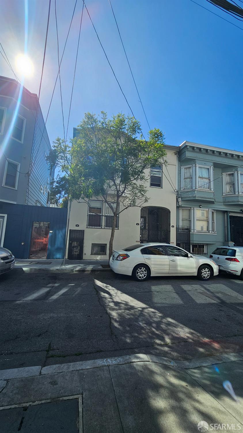 40-44 San Carlos Street