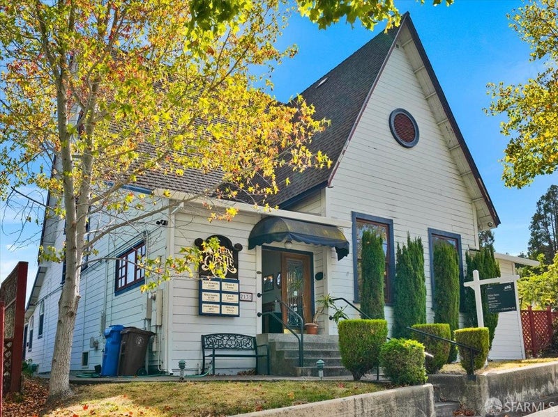2131 San Pablo Avenue