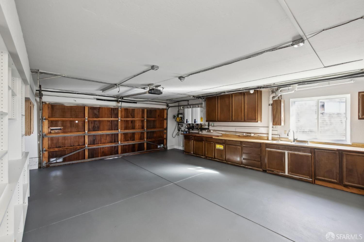 San Francisco, California 94131, United States, 3 Bedrooms Bedrooms, ,4 BathroomsBathrooms,Residential,Pending,4235