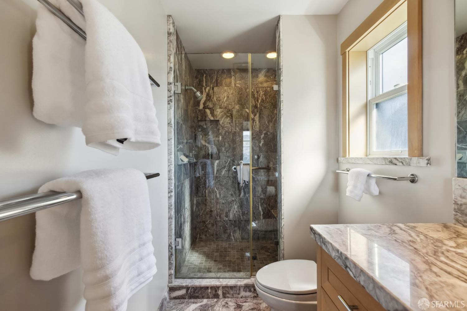 San Francisco, California 94131, United States, 3 Bedrooms Bedrooms, ,4 BathroomsBathrooms,Residential,Pending,4235