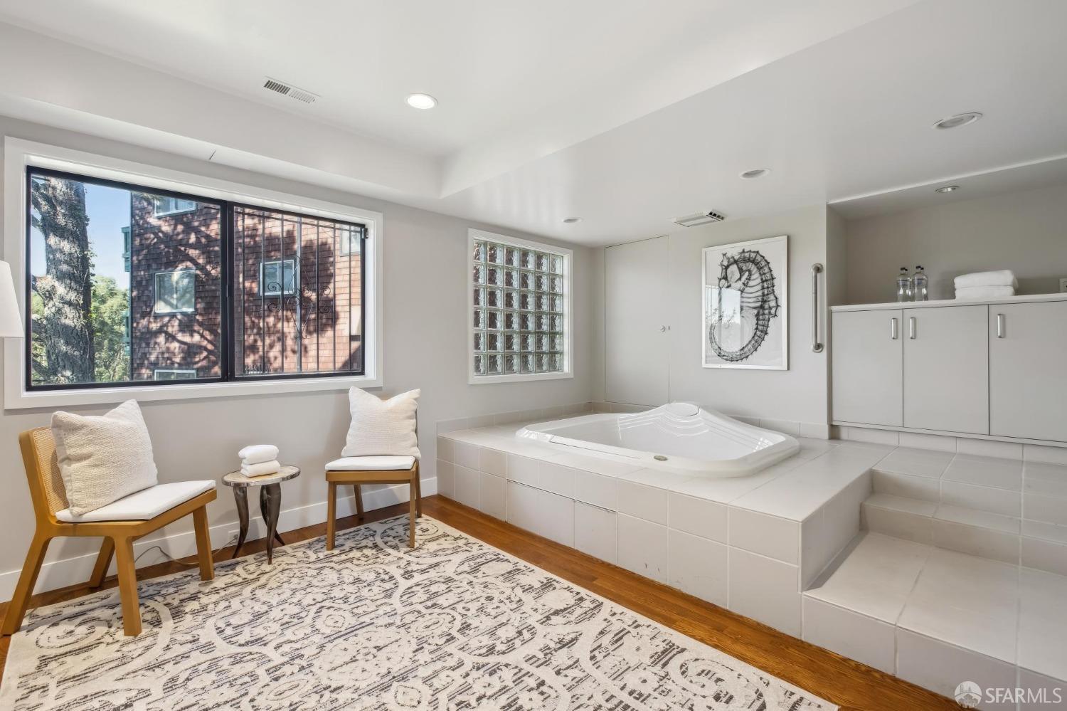 San Francisco, California 94131, United States, 3 Bedrooms Bedrooms, ,4 BathroomsBathrooms,Residential,Pending,4235