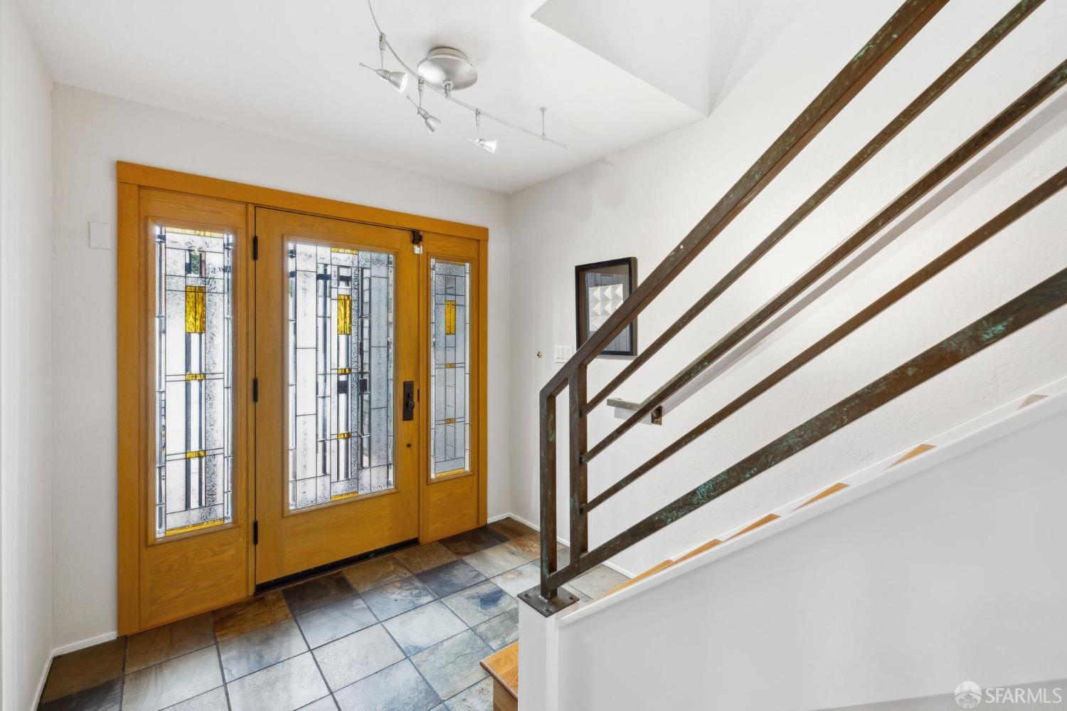 San Francisco, California 94131, United States, 3 Bedrooms Bedrooms, ,4 BathroomsBathrooms,Residential,Pending,4235