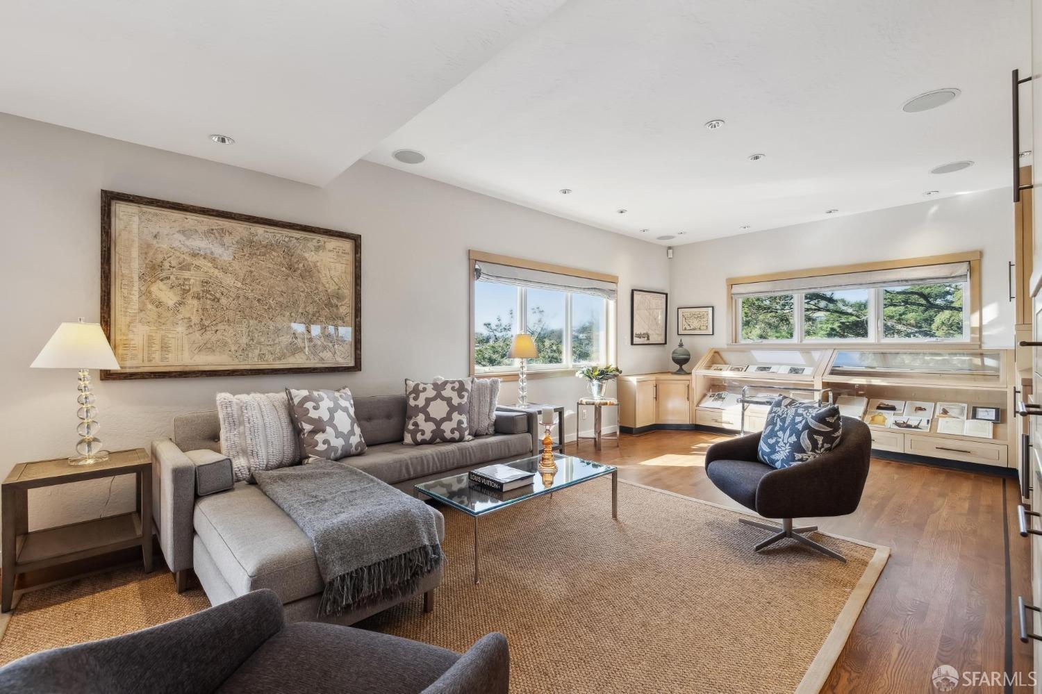 San Francisco, California 94131, United States, 3 Bedrooms Bedrooms, ,4 BathroomsBathrooms,Residential,Pending,4235