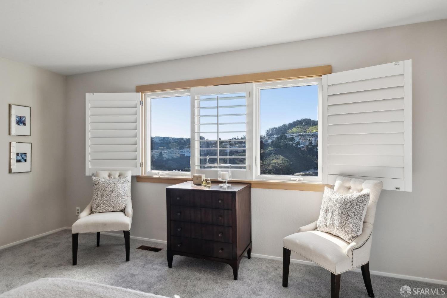 San Francisco, California 94131, United States, 3 Bedrooms Bedrooms, ,4 BathroomsBathrooms,Residential,Pending,4235