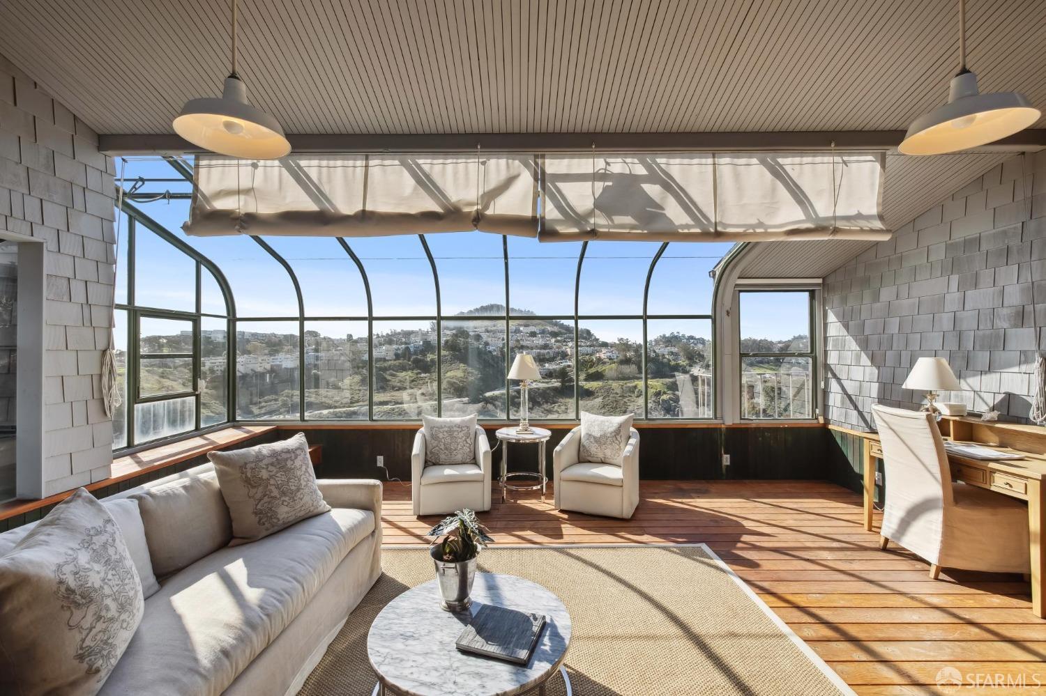 San Francisco, California 94131, United States, 3 Bedrooms Bedrooms, ,4 BathroomsBathrooms,Residential,Pending,4235