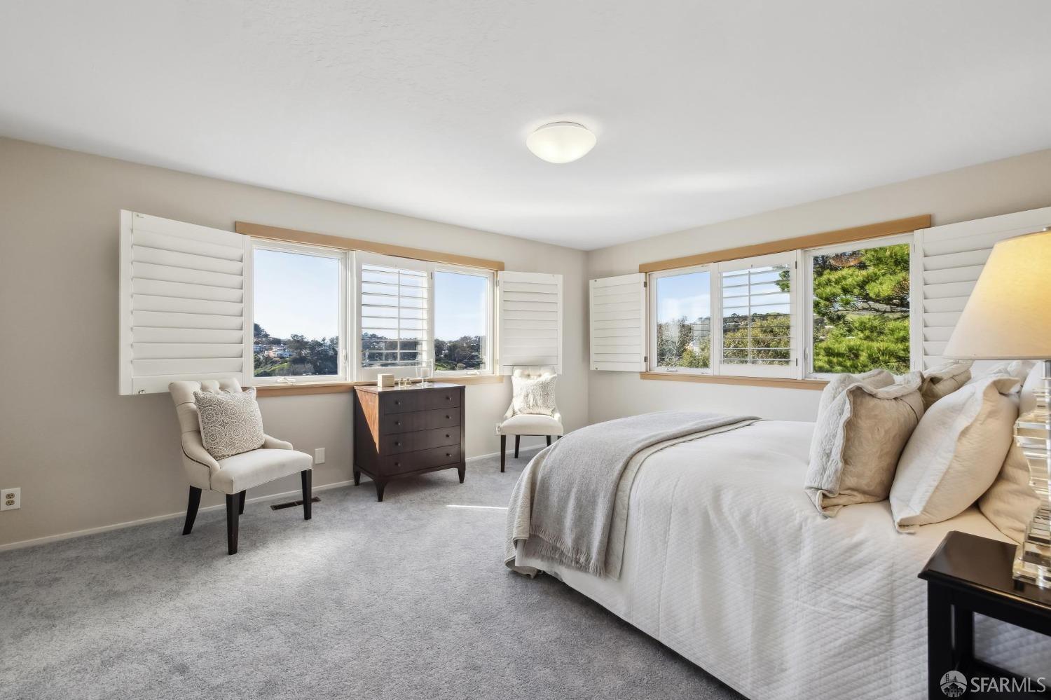 San Francisco, California 94131, United States, 3 Bedrooms Bedrooms, ,4 BathroomsBathrooms,Residential,Pending,4235