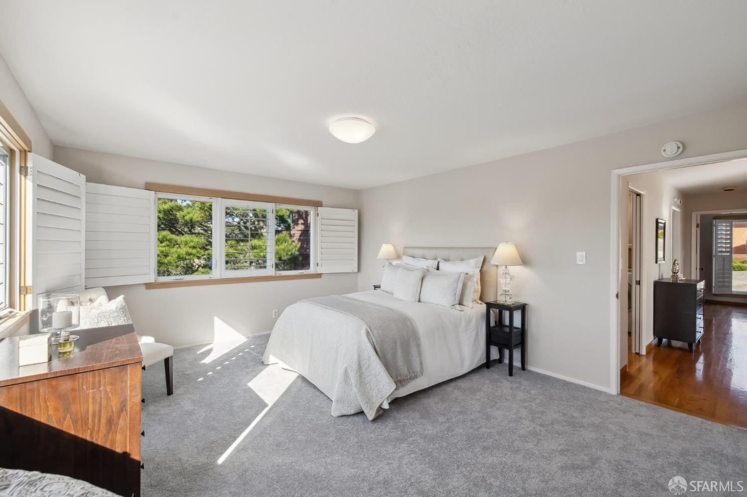 San Francisco, California 94131, United States, 3 Bedrooms Bedrooms, ,4 BathroomsBathrooms,Residential,Pending,4235