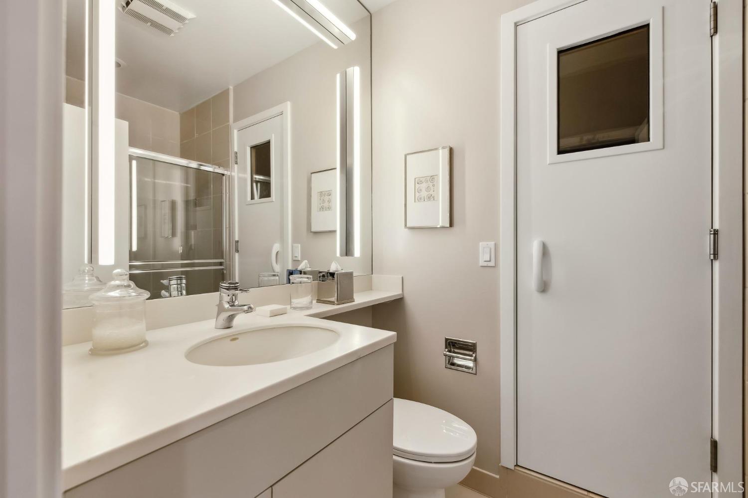 San Francisco, California 94131, United States, 3 Bedrooms Bedrooms, ,4 BathroomsBathrooms,Residential,Pending,4235