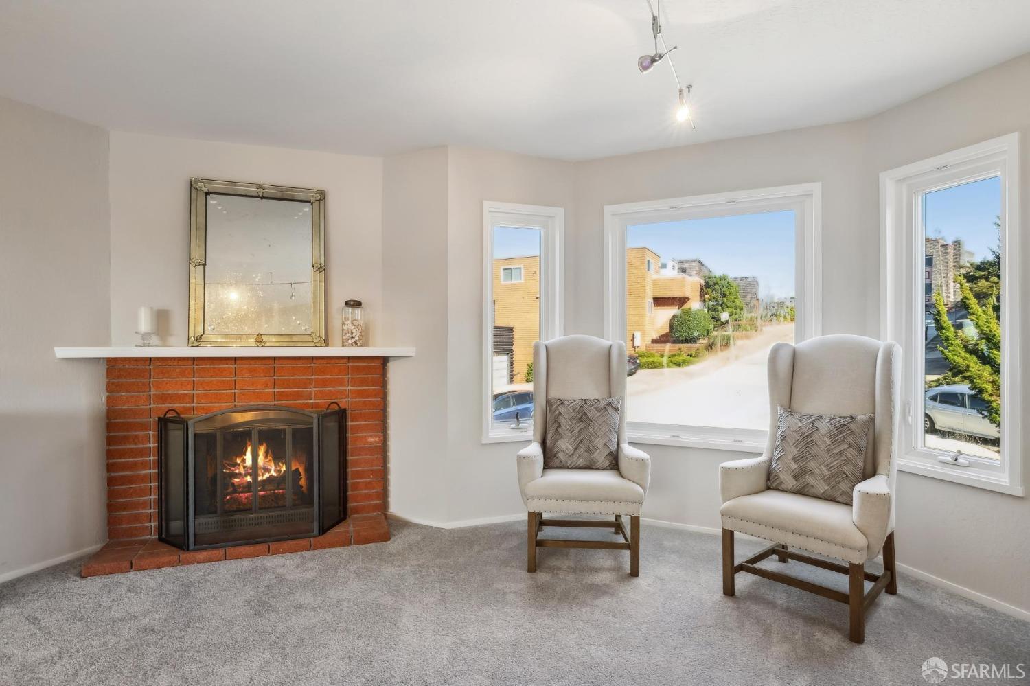 San Francisco, California 94131, United States, 3 Bedrooms Bedrooms, ,4 BathroomsBathrooms,Residential,Pending,4235