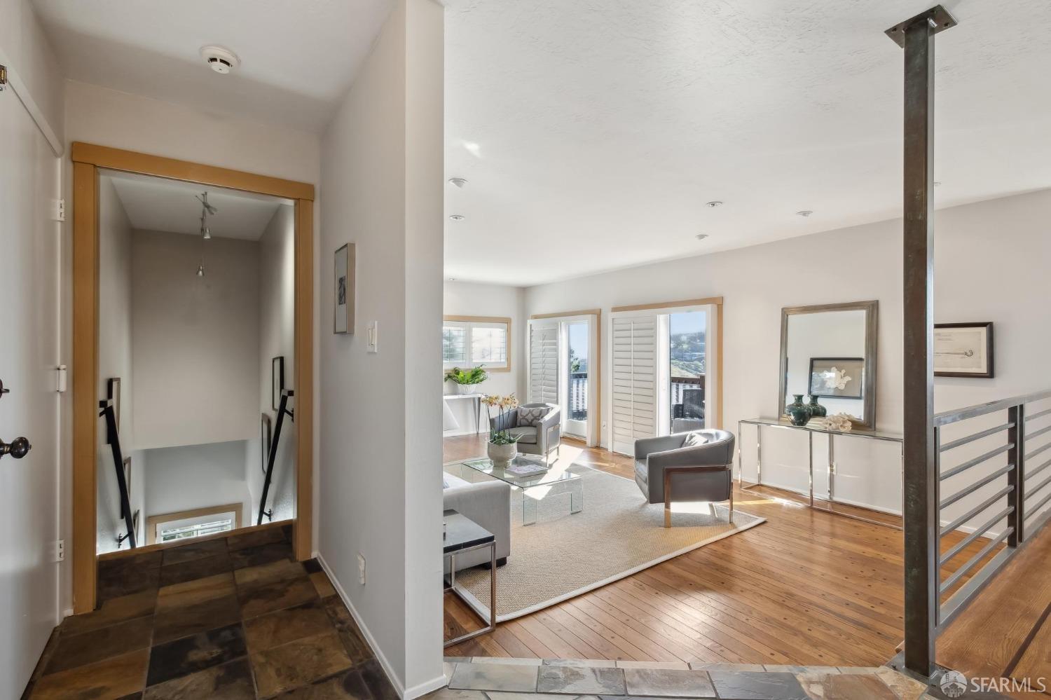 San Francisco, California 94131, United States, 3 Bedrooms Bedrooms, ,4 BathroomsBathrooms,Residential,Pending,4235