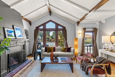 55 Teresita Boulevard, San Francisco, CA 94127 - #: 425011187
