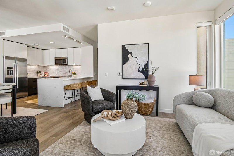 10 Innes Court 406