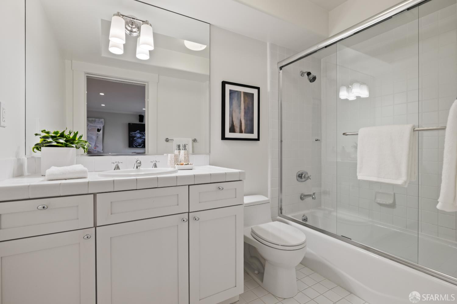 San Francisco, California 94118, United States, 4 Bedrooms Bedrooms, ,4 BathroomsBathrooms,Residential,Pending,180457