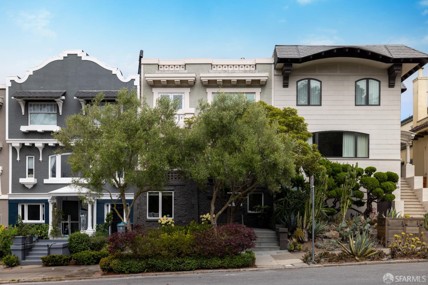 San Francisco, California 94118, United States, 4 Bedrooms Bedrooms, ,4 BathroomsBathrooms,Residential,Pending,180457