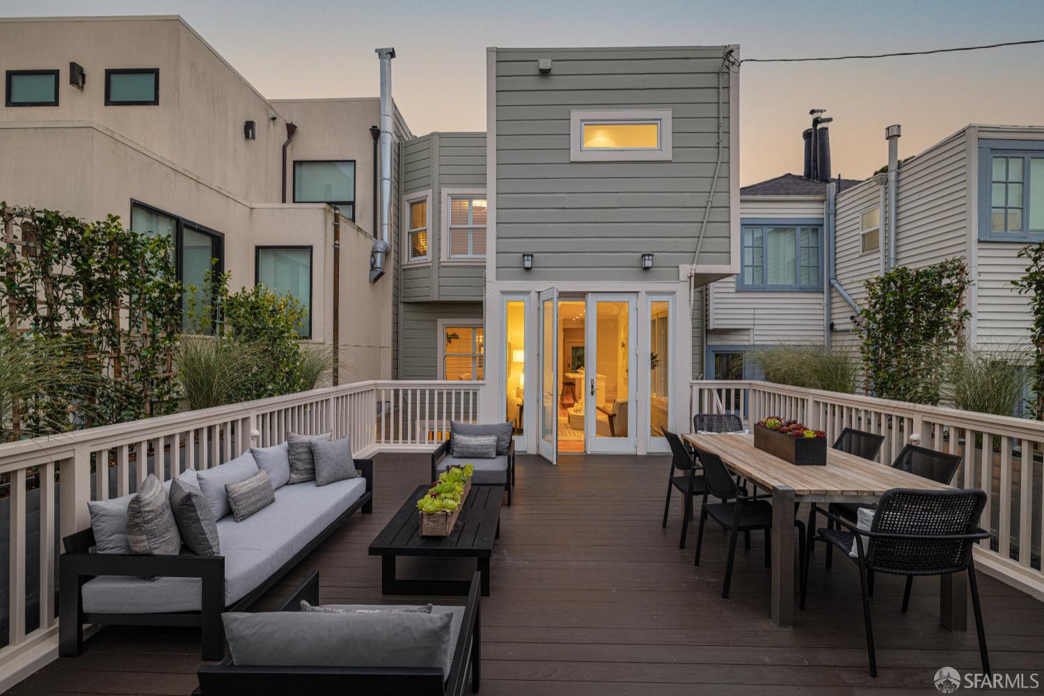 San Francisco, California 94118, United States, 4 Bedrooms Bedrooms, ,4 BathroomsBathrooms,Residential,Pending,180457