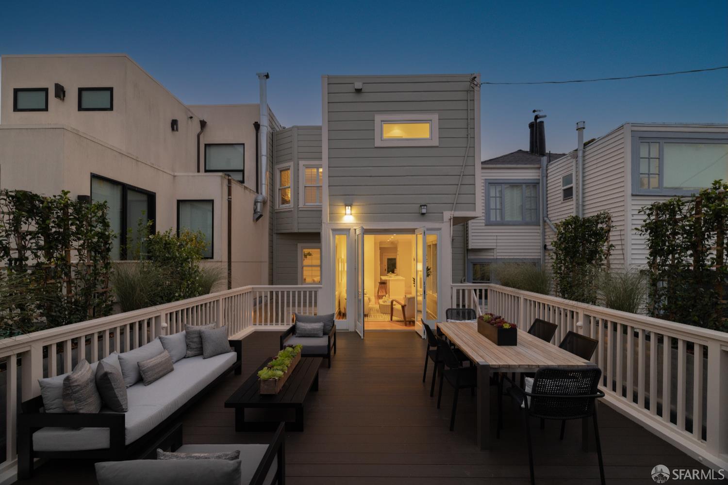 San Francisco, California 94118, United States, 4 Bedrooms Bedrooms, ,4 BathroomsBathrooms,Residential,Pending,180457