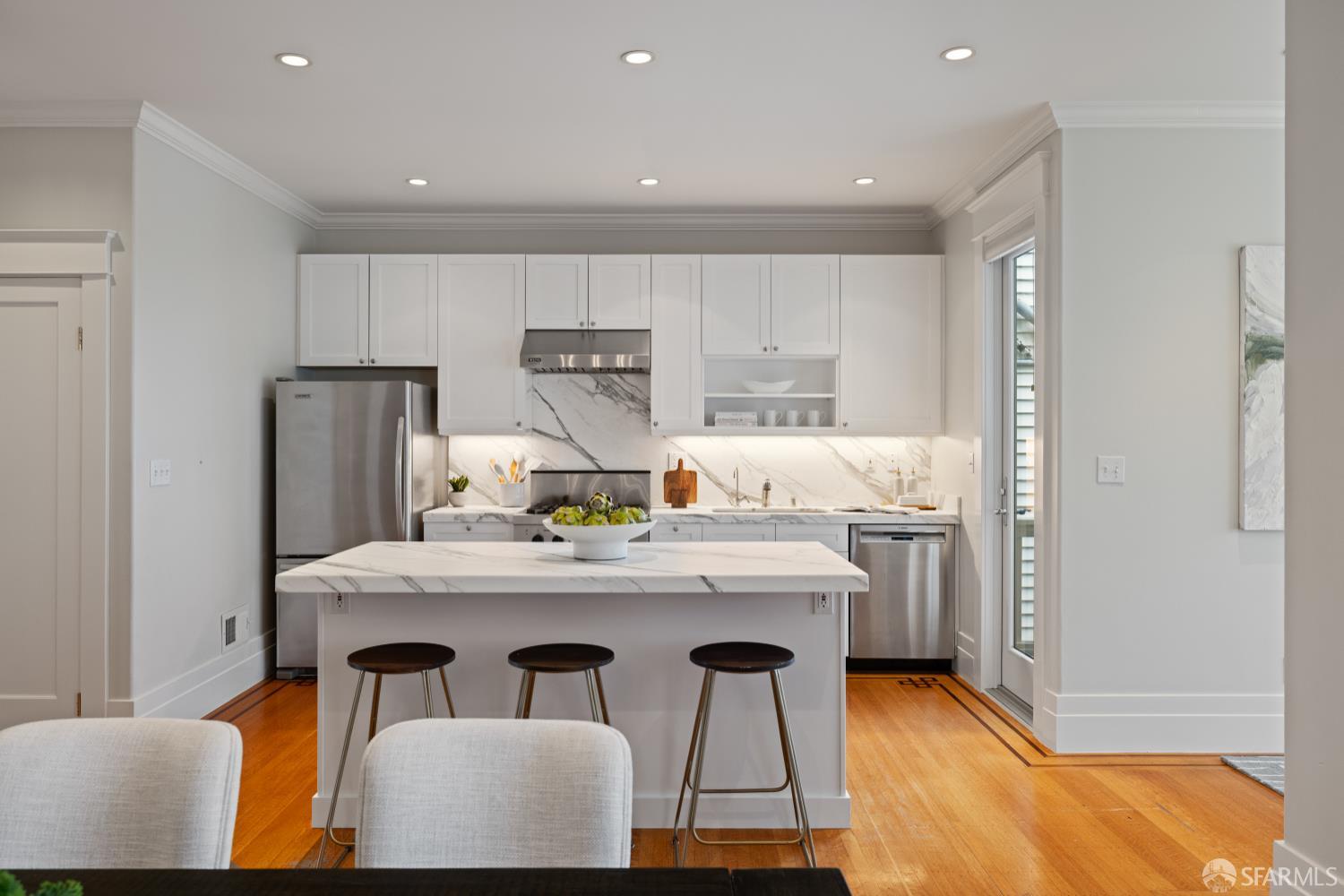 San Francisco, California 94118, United States, 4 Bedrooms Bedrooms, ,4 BathroomsBathrooms,Residential,Pending,180457