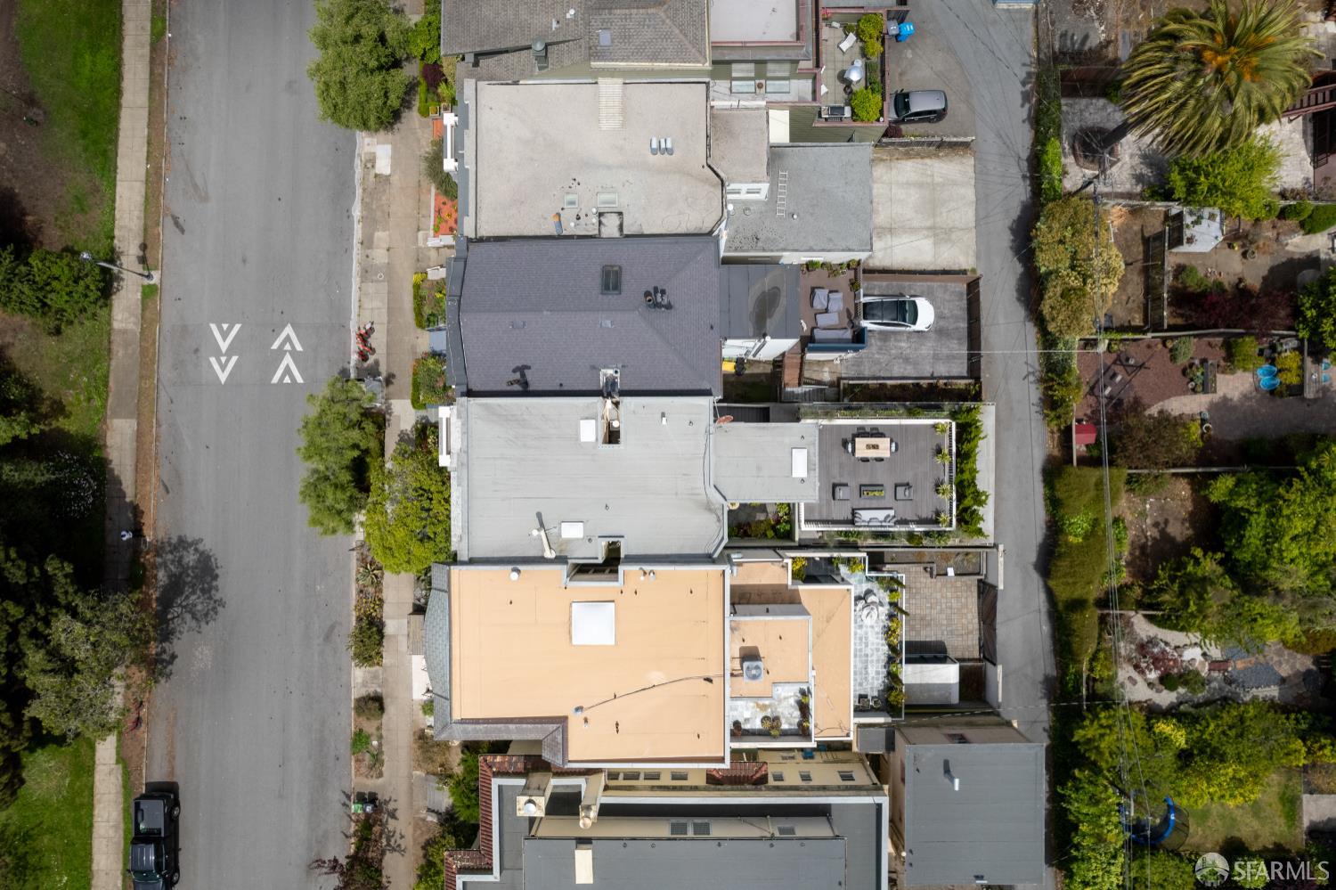 San Francisco, California 94118, United States, 4 Bedrooms Bedrooms, ,4 BathroomsBathrooms,Residential,Pending,180457