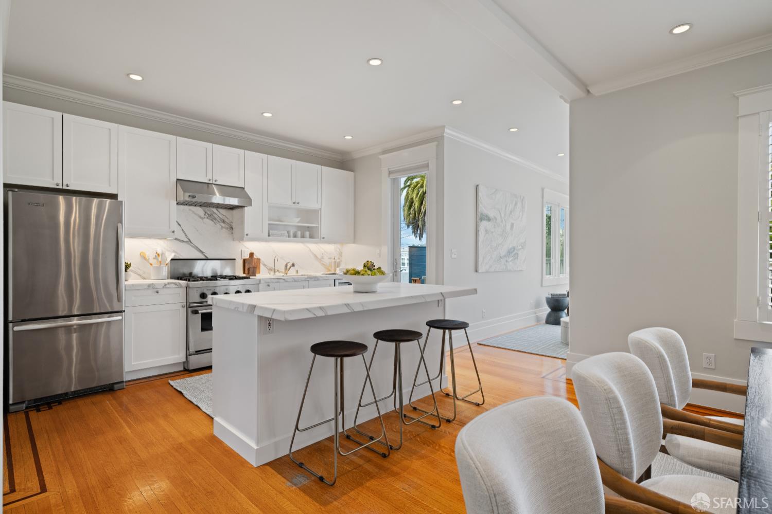 San Francisco, California 94118, United States, 4 Bedrooms Bedrooms, ,4 BathroomsBathrooms,Residential,Pending,180457