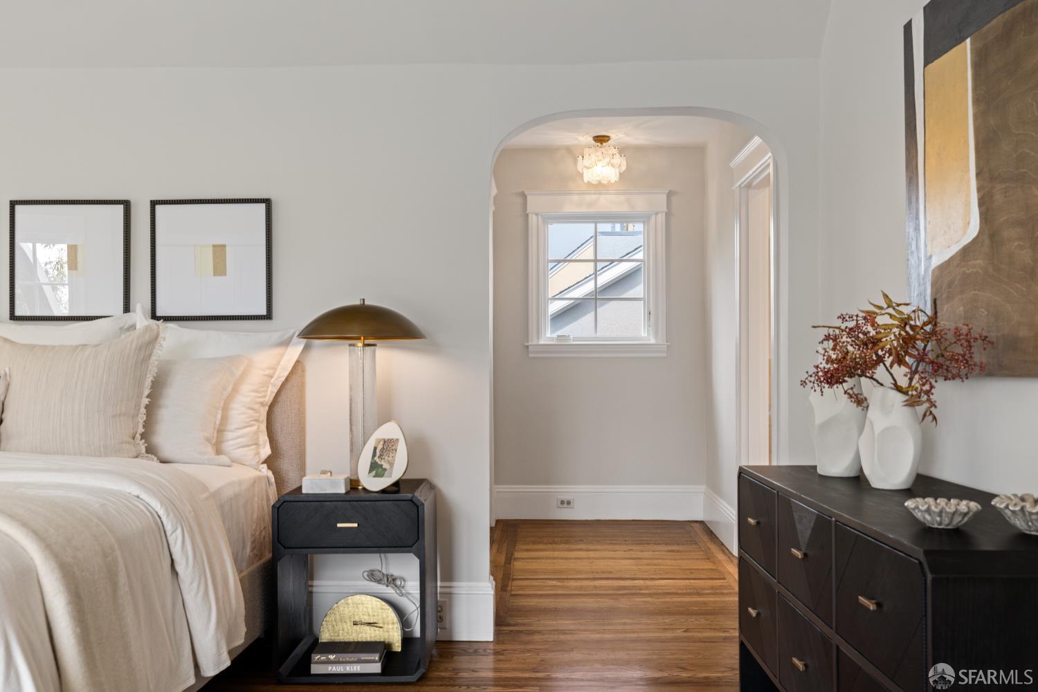 San Francisco, California 94127, United States, 3 Bedrooms Bedrooms, ,5 BathroomsBathrooms,Residential,Pending,208929