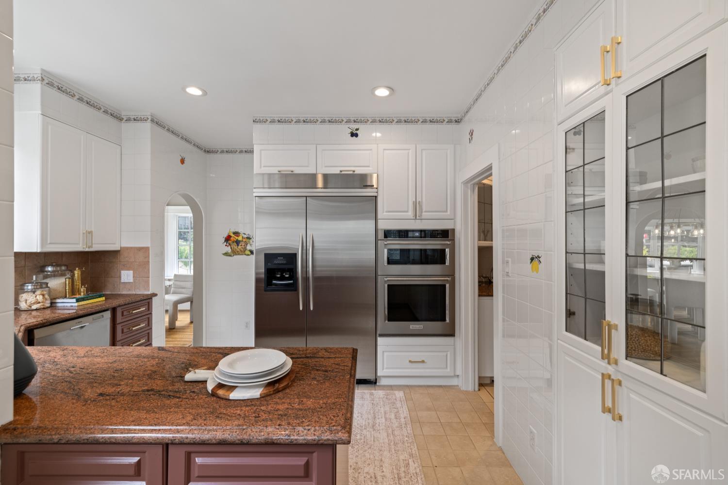 San Francisco, California 94127, United States, 3 Bedrooms Bedrooms, ,5 BathroomsBathrooms,Residential,Pending,208929