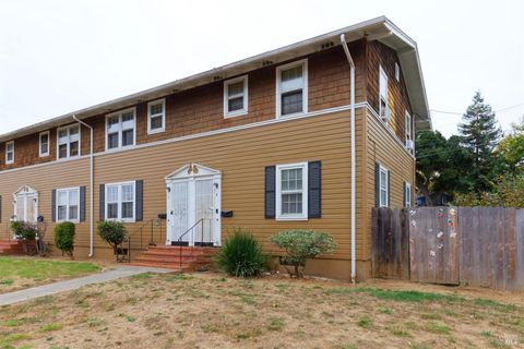 7 Werden Street, Vallejo, CA 94590 - #: 323916895