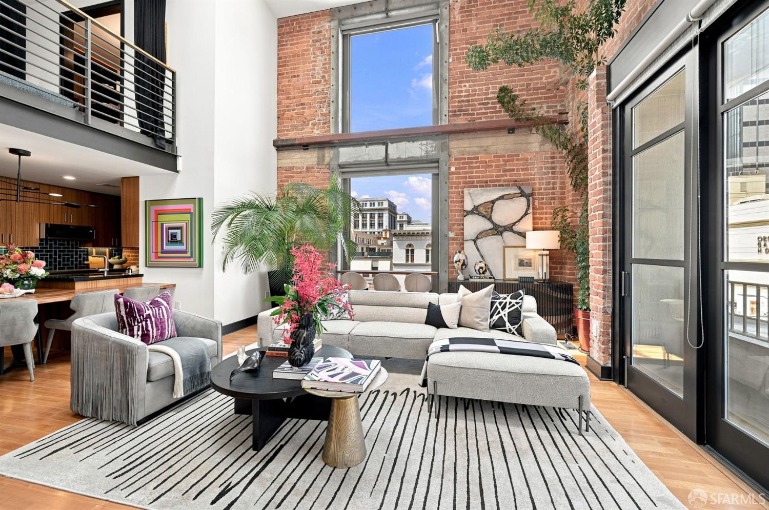 333 Grant Avenue 701