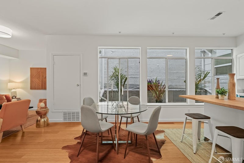 2171 Mission Street 201