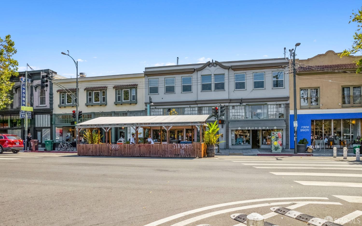 5000 Telegraph Avenue